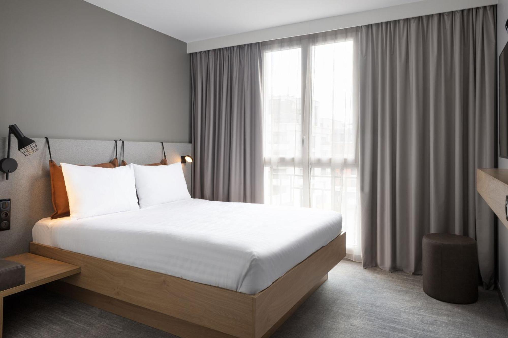 Moxy Paris Clamart Exteriör bild