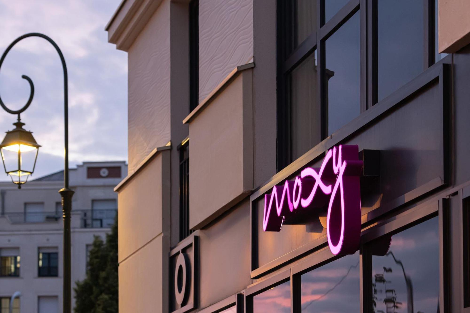 Moxy Paris Clamart Exteriör bild